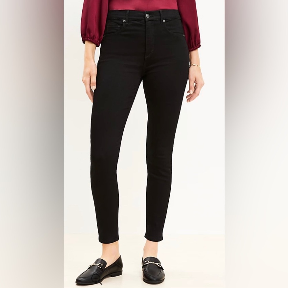 LOFT High-Rise Skinny Jeans Size 2